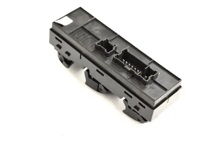 Nissan Juke I F15 (2010 - 2018) 254011KK5E Блок кнопок стеклоподъемников — фото 2