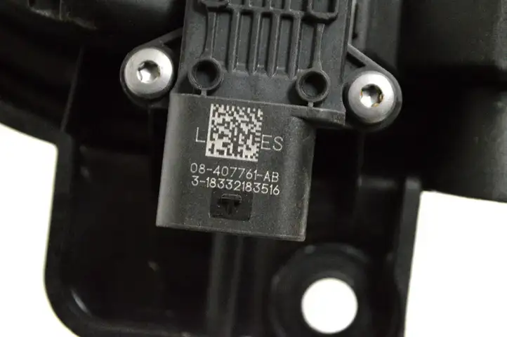 Tesla Model 3 (2017 - 2023) 108183100H Наружная ручка двери — фото 6