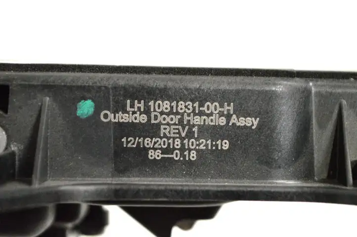 Tesla Model 3 (2017 - 2023) 108183100H Наружная ручка двери — фото 7