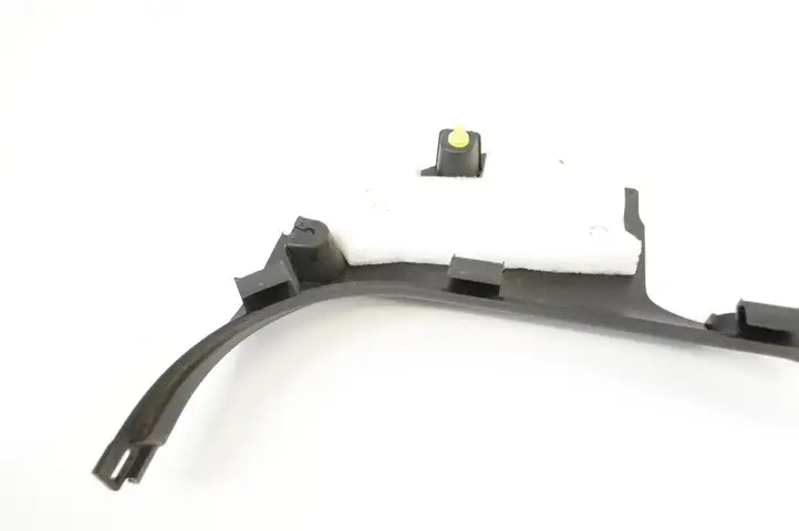 Jeep Grand Cherokee (2010 - 2021) 1GM13DX9AD Верхняя обшивка стойки B — фото 4