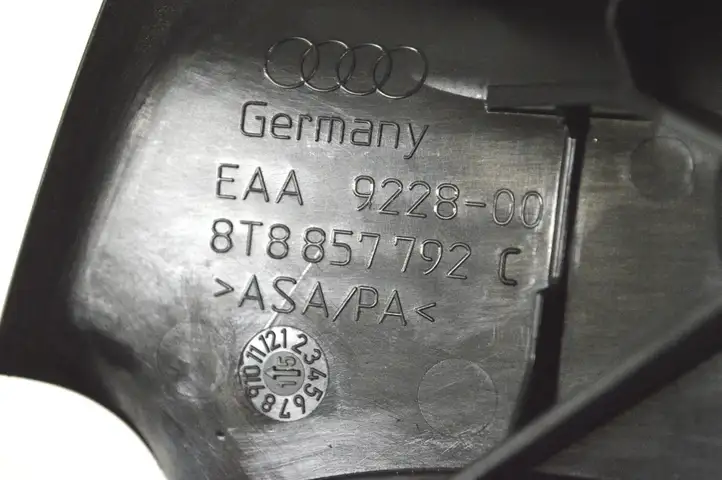 Audi A5 8T 8F (2011 - 2016) 8T8857792C Прочие детали салона — фото 6