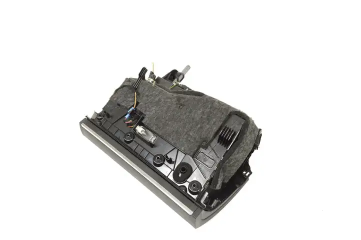 Mercedes-Benz C W204 (2007 - 2014) A2046802791 Вещевой ящик — фото 4