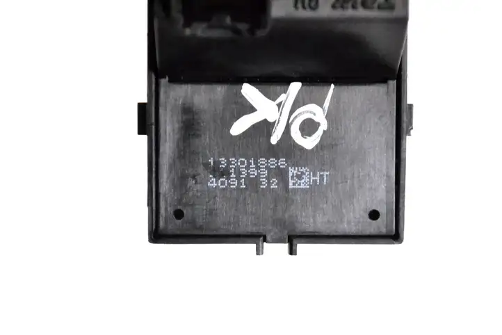 Opel Astra J (2012 - 2015) 13301886 Кнопка стеклоподъемников — фото 6