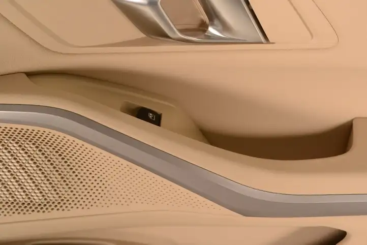 BMW 3 G20 G21 (2019 - ) Обшивка задней двери — фото 4