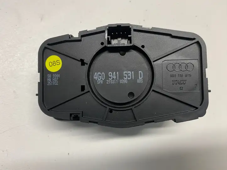 Audi A6 C7 (2011 - 2014) 4G0941531D Включатель фонарей — фото 2