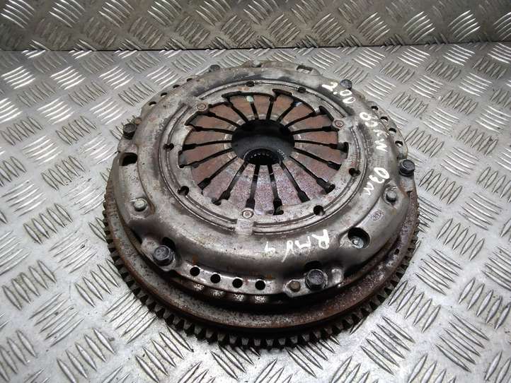 Toyota RAV 4 (XA20) (2000 - 2005)  323063410 Комплект сцепления