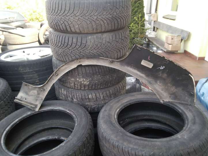 Hyundai Terracan (2004 - 2007)  87772H1020 молдинг на заднем крыле