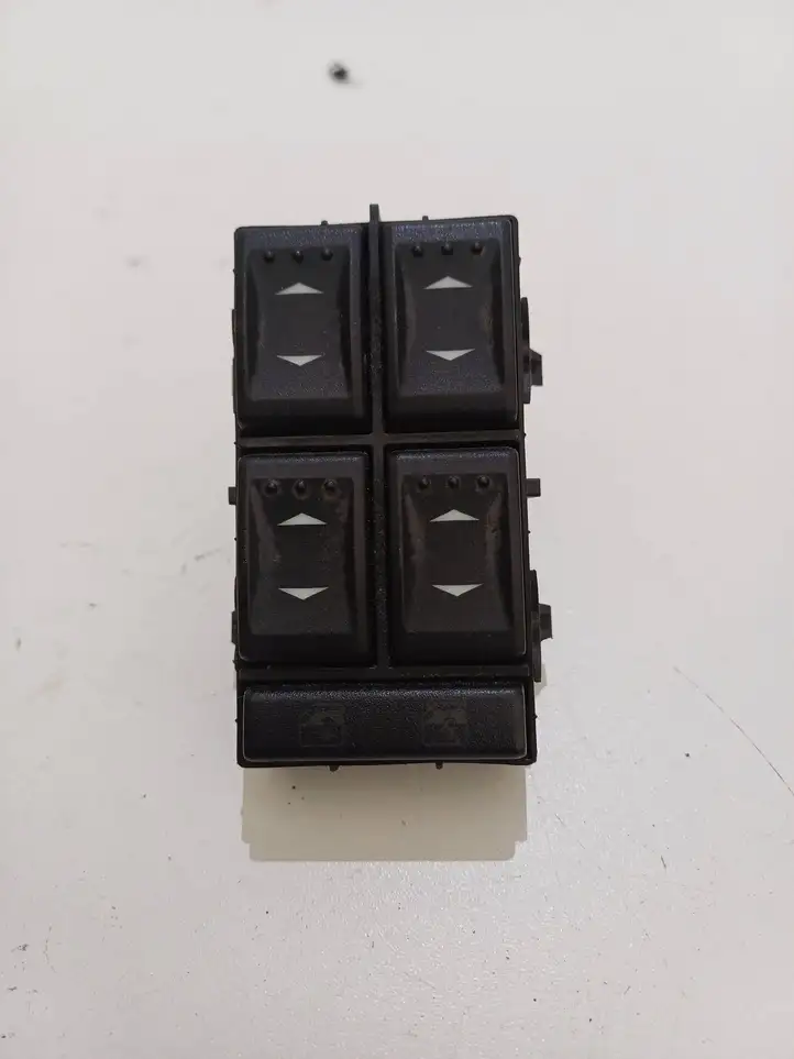 Ford Mondeo Mk III (2000 - 2007) 3S7T14A132BA Блок кнопок стеклоподъемников — фото 1