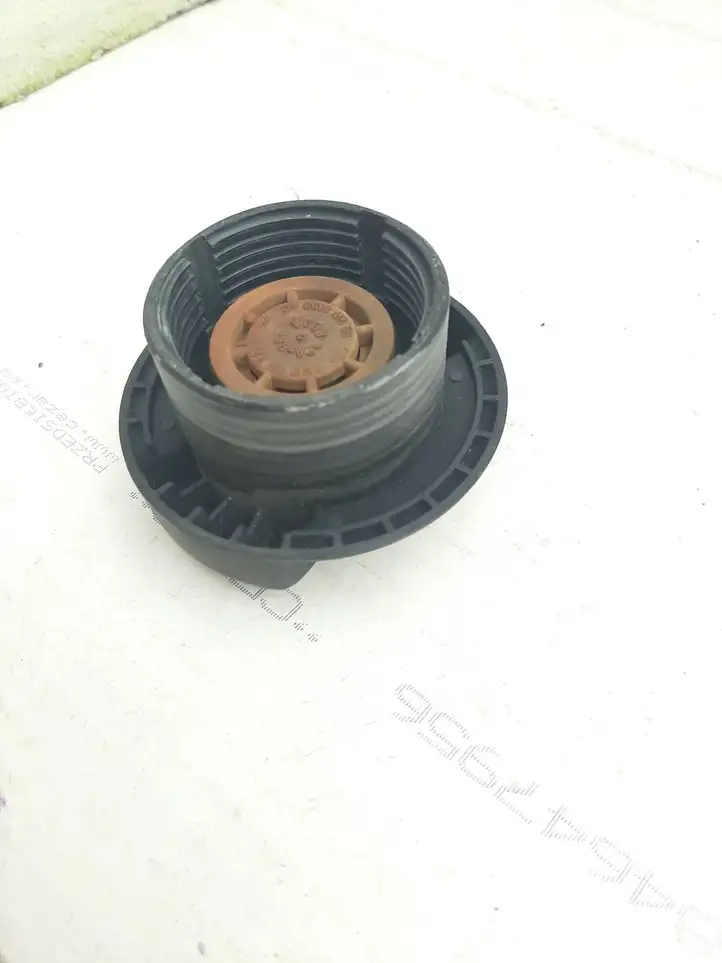 Volkswagen Sharan (2000 - 2003) 7M0121321C Крышка расширительного бачка — фото 3
