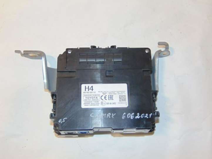 Toyota Camry (2017 - 2020)  8674006110 Блок управления навигации (GPS)