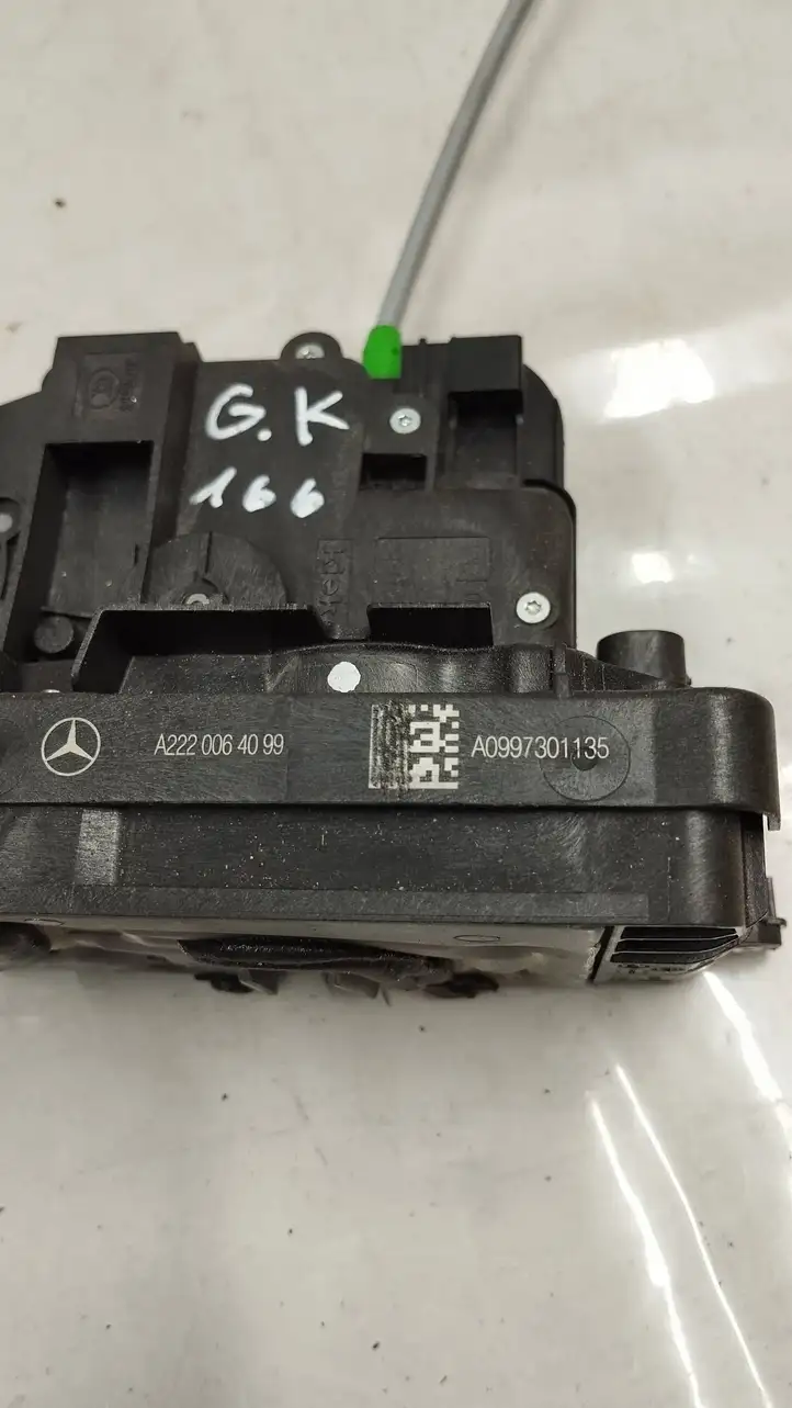 Mercedes-Benz GL X166 (2013 - 2019) A2220064099 Замок задней двери — фото 5