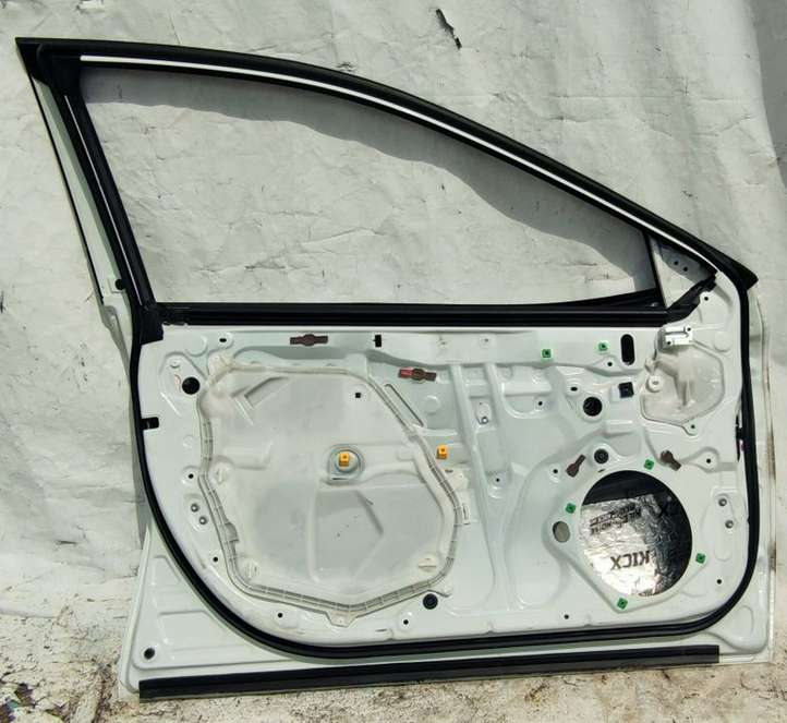 Toyota Camry (2017 - 2020)  6700206280 Дверь