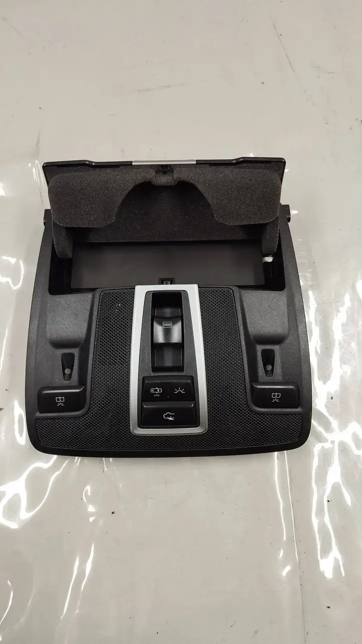 Mercedes-Benz GLE W166/C292 (2015 - 2019) A1669004115 Передняя подсветка — фото 1