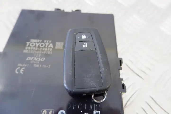 Toyota C-HR I (2016 - 2022) 89784F4010 Комплект системы зажигания — фото 3