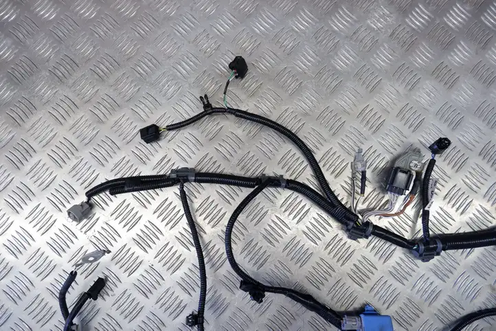 Toyota Yaris XP210 (2020 - ) 82111K0D90 Прочая электропроводка — фото 2