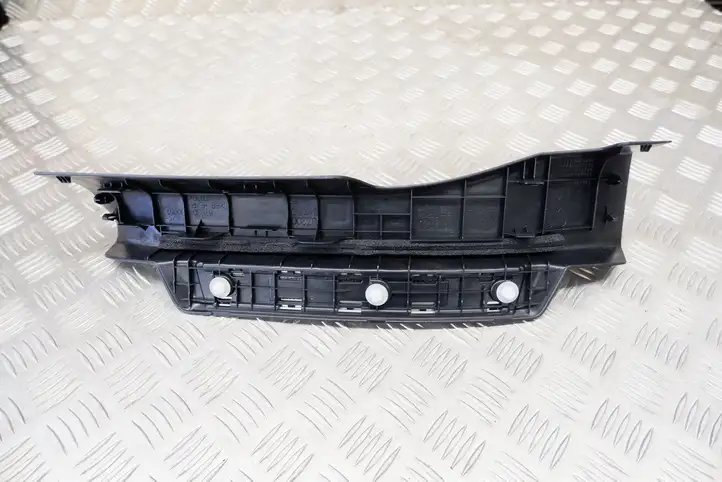Lexus GS 250 300 350 300h 450h (2015 - 2020) 6793030070 Внутренняя отделка заднего порога — фото 6