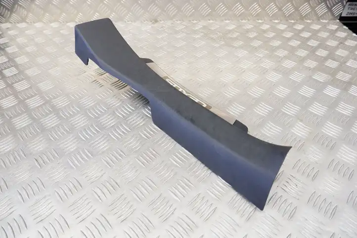 Lexus GS 250 300 350 300h 450h (2015 - 2020) 6794030051 Внутренняя отделка заднего порога — фото 7