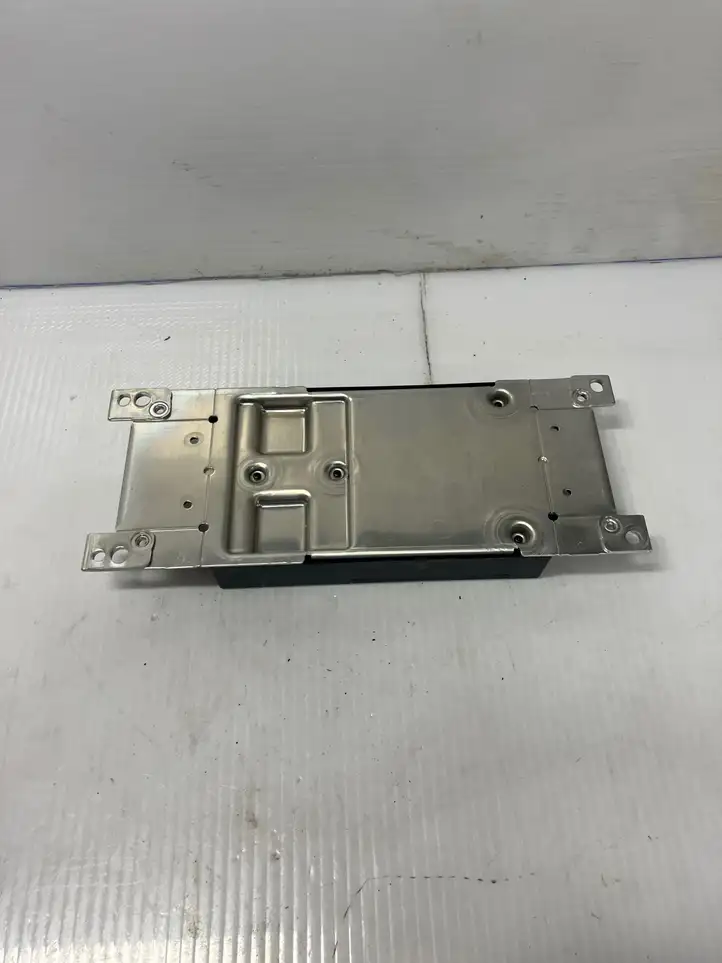 BMW 3 F30 F35 F31 (2012 - 2018) 1000018646 Блок GSM — фото 2