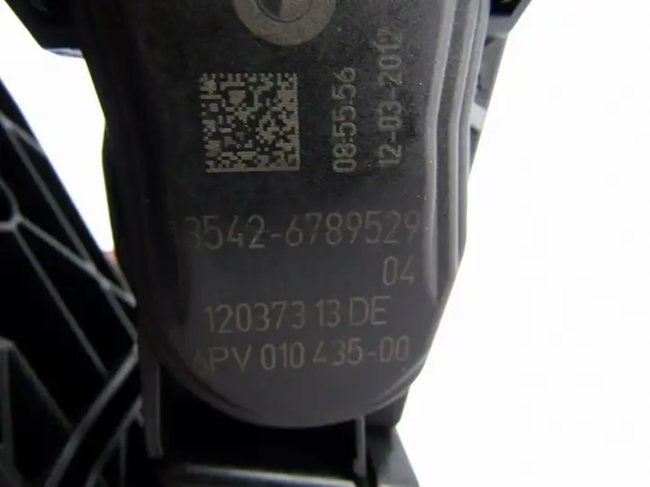 BMW 1 F20 F21 (2011 - 2019) Педаль акселератора — фото 1