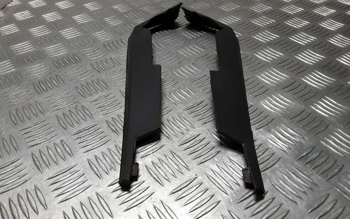 Lexus GS 300 350 430 450h (2004 - 2007)  6471430460 Другая деталь отделки багажника