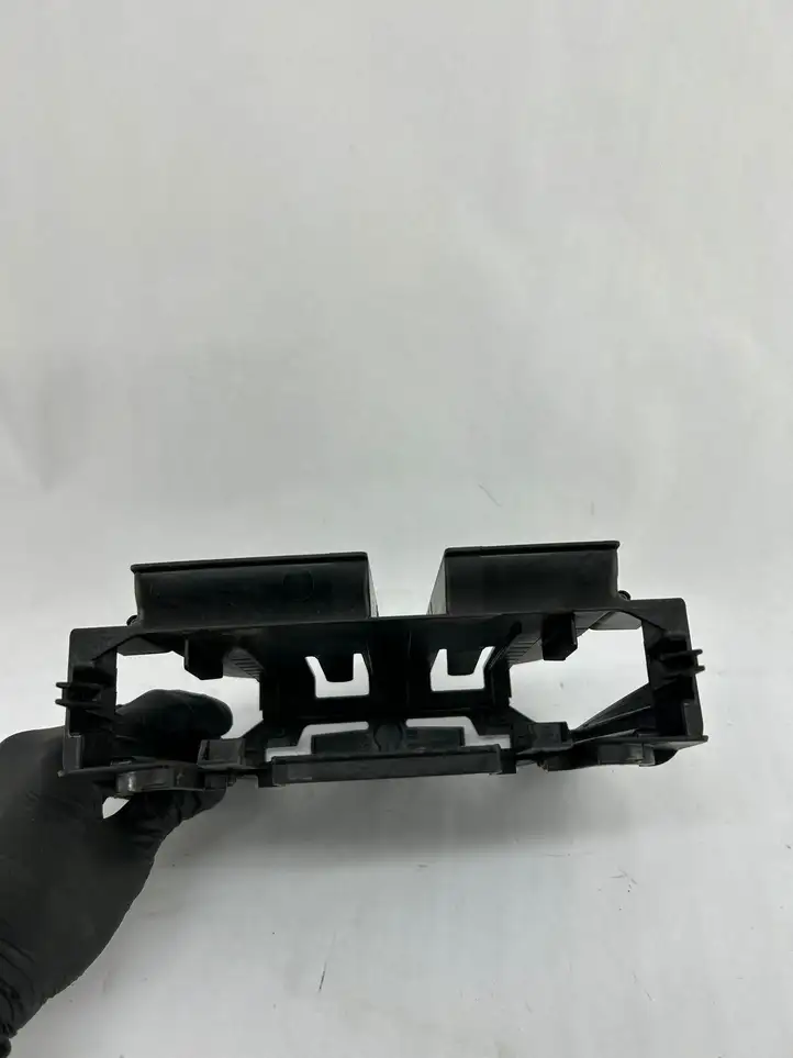 BMW 3 F30 F35 F31 (2012 - 2018) 8507703 Блок предохранителей — фото 3