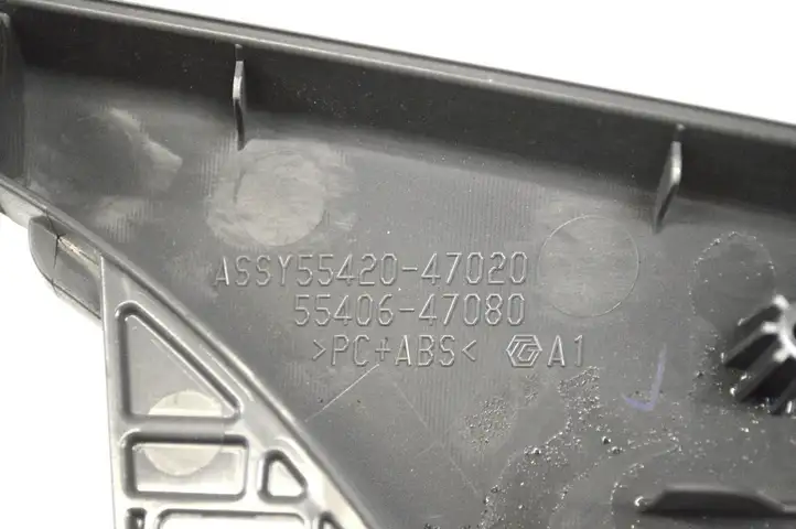 Toyota Prius (XW30) (2009 - 2015) 5540647080 Декоративная планка — фото 6