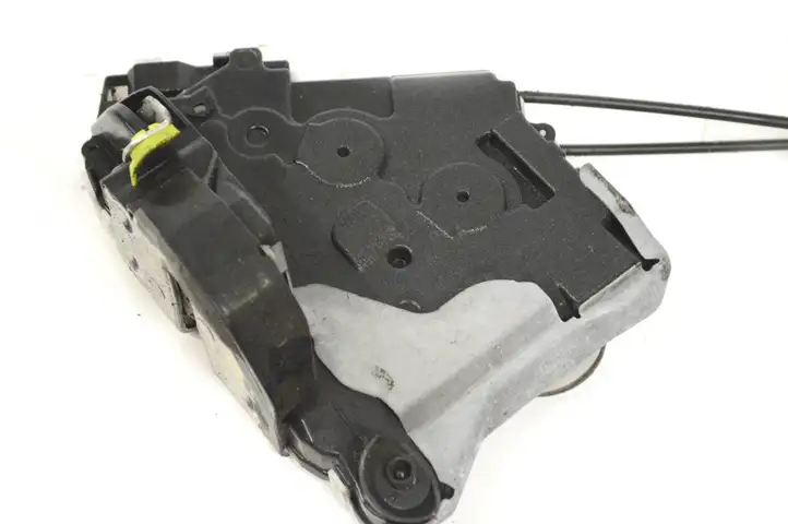Toyota Prius (XW30) (2009 - 2015) Замок ручки двери — фото 3