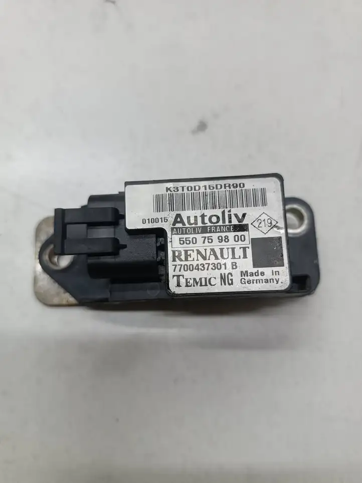 Renault Scenic I (1996 - 2003) 7700437301B Датчик удара SRS — фото 2