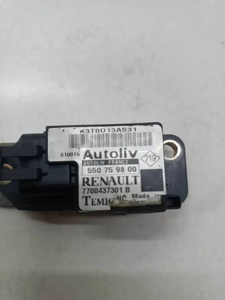 Renault Scenic I (1996 - 2003) 7700437301B Датчик удара SRS — фото 2
