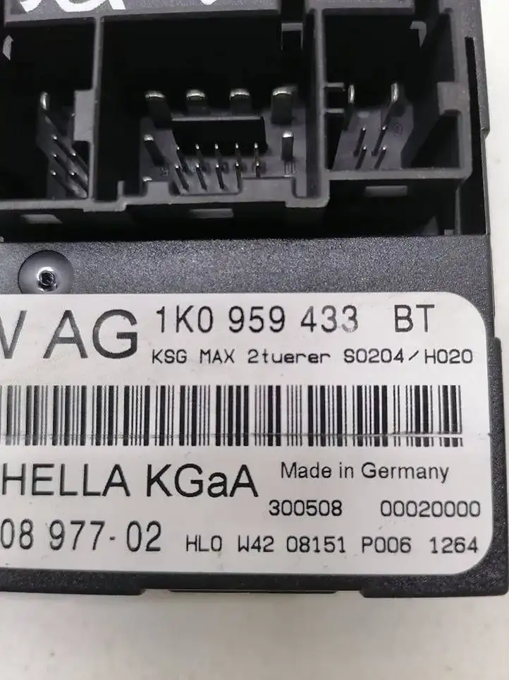 Volkswagen Golf V (2003 - 2009) 1K0959433BT Модуль комфорта — фото 2