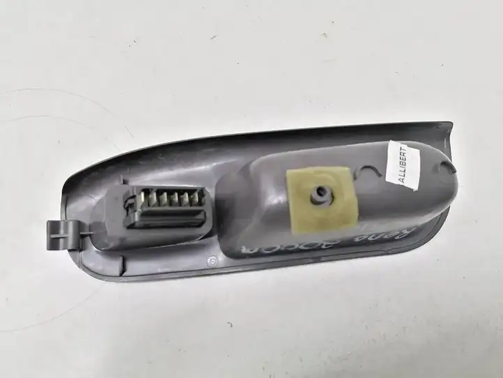 Renault Scenic I (1996 - 2003) 7700431172 Кнопка стеклоподъемников — фото 3
