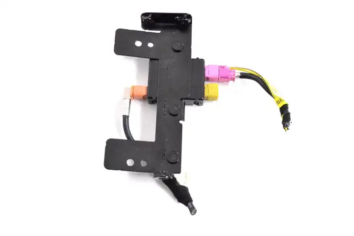 Land Rover Range Rover Evoque L538 (2015 - 2018) FW9319010BC USB модуль — фото 2