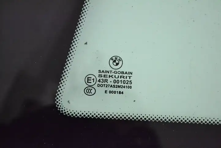 BMW 4 F32 F33 (2013 - 2017) 43R001025 Заднее боковое стекло — фото 5