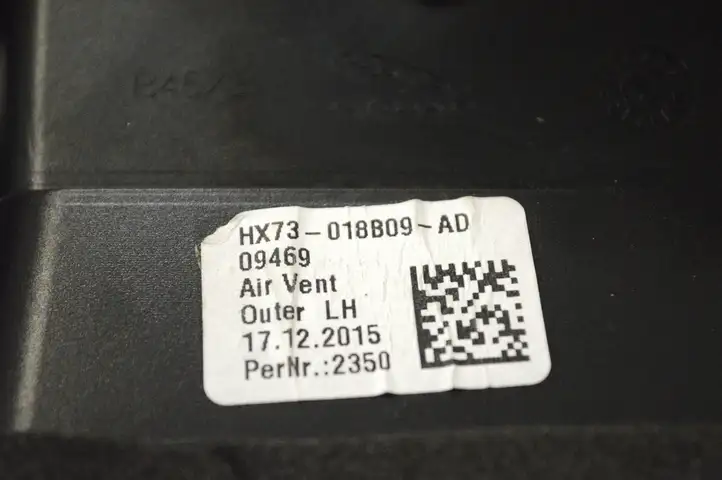 Jaguar XE (2014 - 2019) HX73018B09AD Воздушная решетка панели — фото 6