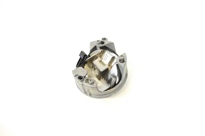 BMW 6 F12 F13 (2010 - 2018) 7227733 Кнопка закрытия багажника — фото 4