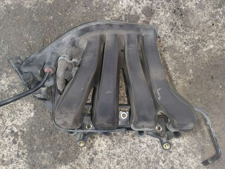 Mini One Cooper R50-53 (2000 - 2012)  04777846AE Впускной коллектор
