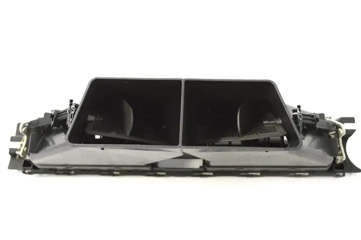 BMW 3 E92 E93 (2005 - 2014) 9130469 Воздушная решетка панели — фото 5