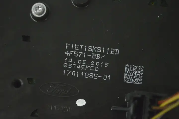 Ford Focus (2011 - 2015) F1ET18K811BD Включатель регулировки звука — фото 5