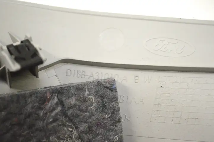 Ford Fiesta (2013 - 2017) D1BBA31010ABW Верхняя обшивка стойки B — фото 6