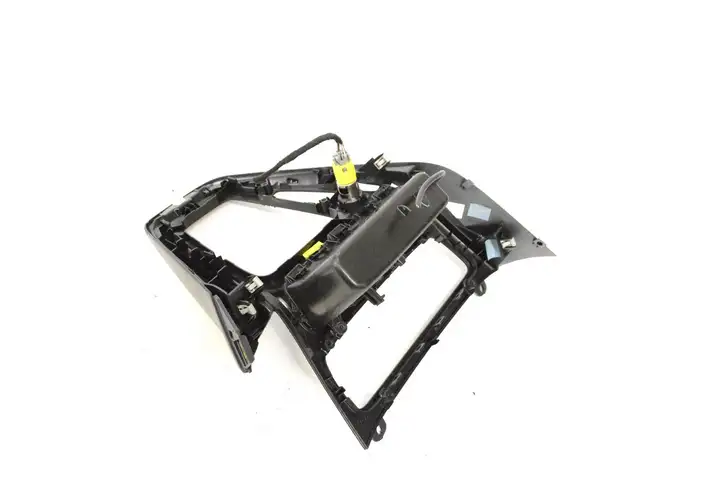 Ford Focus (2011 - 2015) F1EBA044H83BJW Другая деталь консоли (туннеля) — фото 4
