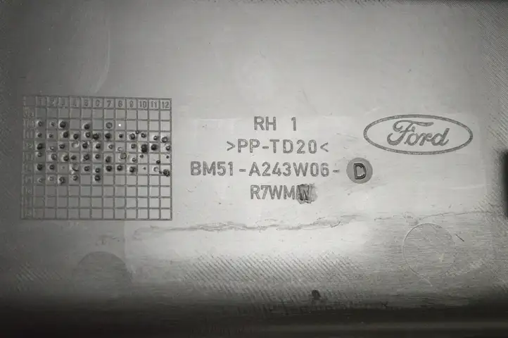 Ford Focus (2011 - 2015) BM51A243W06D Верхняя обшивка стойки B — фото 6