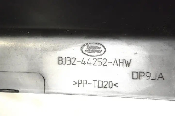 Land Rover Range Rover Evoque L538 (2015 - 2018) BJ3244252AHW Другая часть кузова — фото 6