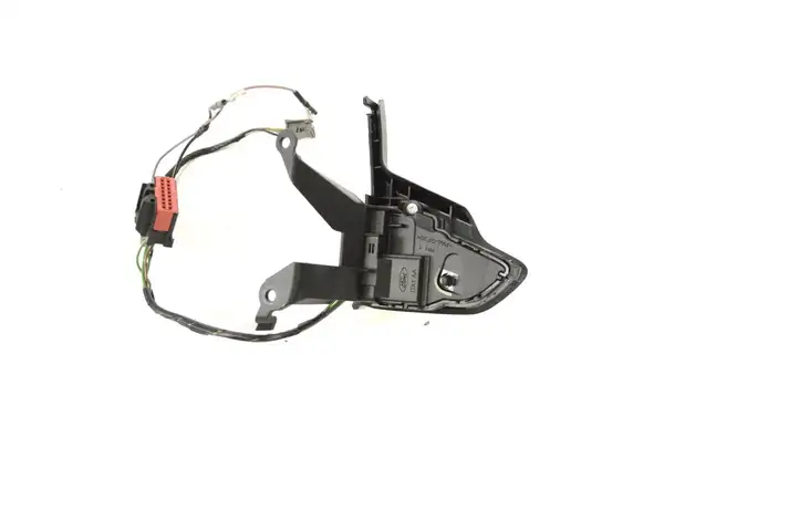 Ford Focus (2011 - 2015) F1ET14K147CB Кнопки на рулевом колесе — фото 3