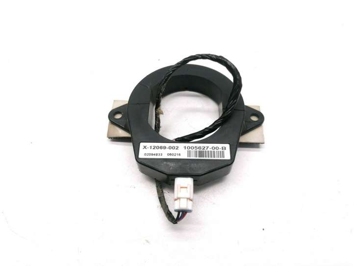 Tesla Model S (2012 - 2016)  1005627-00-B Антенна (антенна GPS)