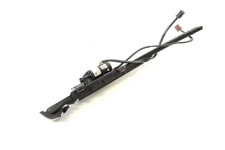 BMW 4 F32 F33 (2013 - 2017) 7307916 Электродвигатель регулировки ремня безопасности — фото 3