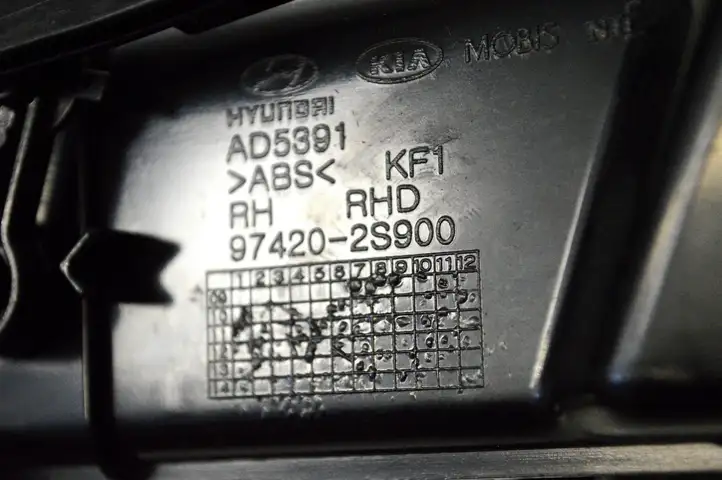 Hyundai ix35 (2013 - 2019) 974202S900 Воздушная решетка панели — фото 6