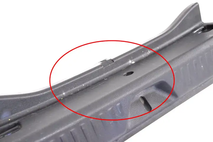 Mercedes-Benz A W176 (2012 - 2018) A1766900241 Отделка порога багажника — фото 2