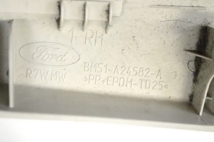 Ford Focus (2011 - 2015) BM51A24582AGW Верхняя обшивка стойки B — фото 6