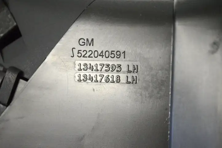 BMW 4 F32 F33 (2013 - 2017) 13417618 Воздушная решетка панели — фото 5