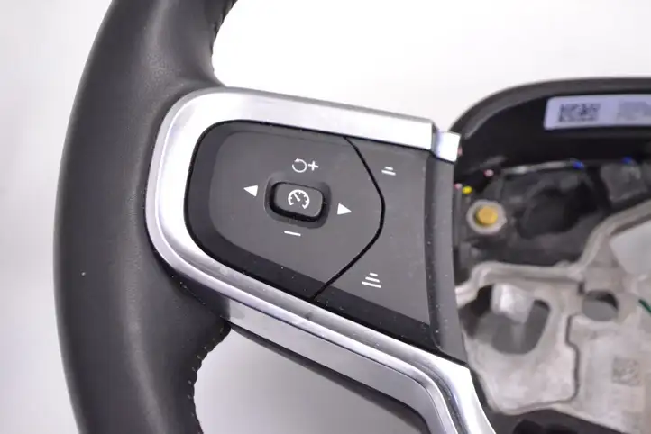 Volvo XC40 (2017 - ) P32227629 Руль — фото 2